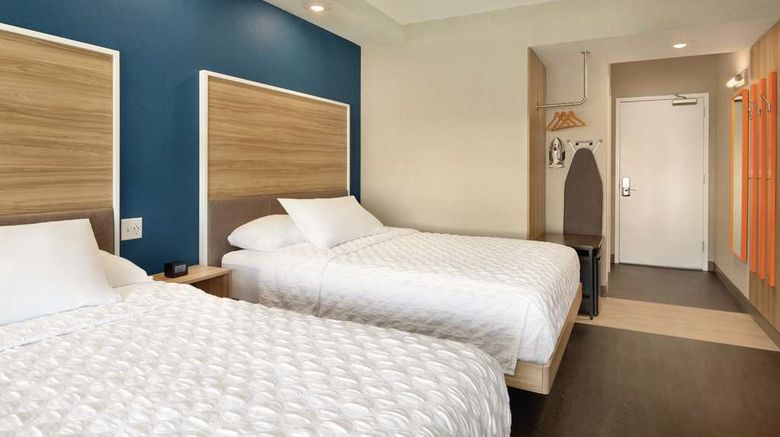 <b>Tru by Hilton Meridian Boise West Room</b>. Images powered by <a href="https://iceportal.shijigroup.com/" title="IcePortal" target="_blank">IcePortal</a>.