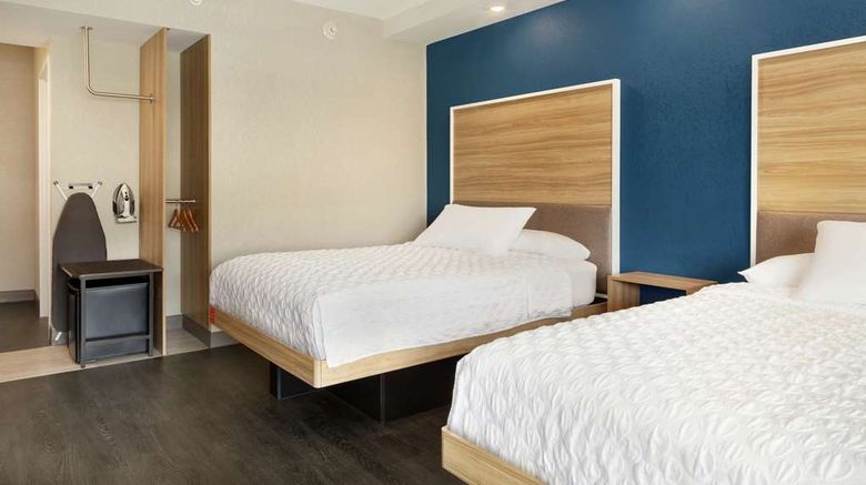 <b>Tru by Hilton Meridian Boise West Room</b>. Images powered by <a href="https://iceportal.shijigroup.com/" title="IcePortal" target="_blank">IcePortal</a>.