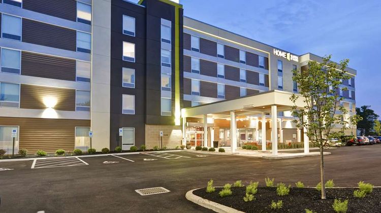 Home2 Suites by Hilton Blue Ash Exterior