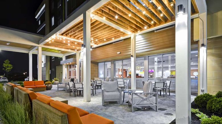 <b>Home2 Suites by Hilton Blue Ash Exterior</b>. Images powered by <a href="https://iceportal.shijigroup.com/" title="IcePortal" target="_blank">IcePortal</a>.