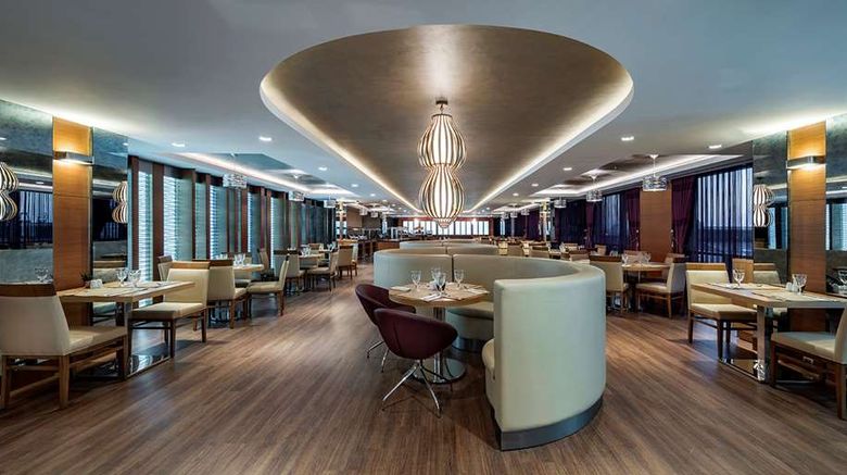 <b>DoubleTree by Hilton Istanbul Topkapi Restaurant</b>. Images powered by <a href="https://iceportal.shijigroup.com/" title="IcePortal" target="_blank">IcePortal</a>.