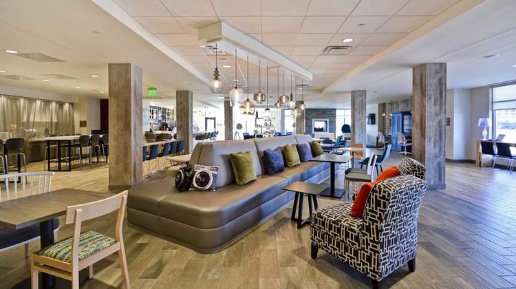 Home2 Suites by Hilton Perrysburg Lobby