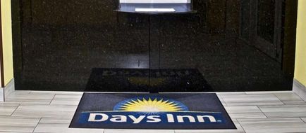Days Inn & Suites Augusta West Lobby