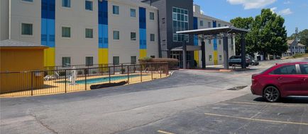 Days Inn & Suites Augusta West Exterior