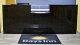 Days Inn & Suites Augusta West Lobby