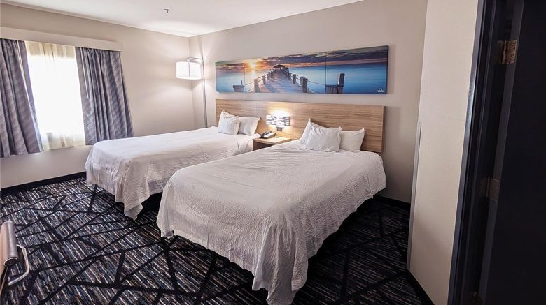 <b>Days Inn & Suites Augusta West Room</b>. Images powered by <a href="https://iceportal.shijigroup.com/" title="IcePortal" target="_blank">IcePortal</a>.