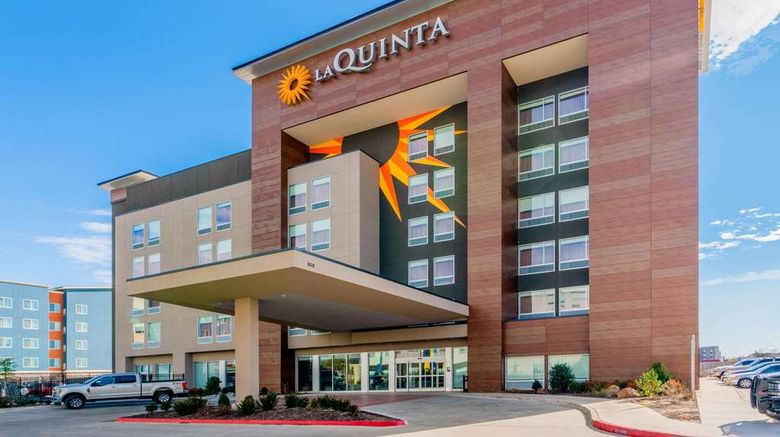 <b>La Quinta Inn & Sts Oklahoma Cty Airport Exterior</b>. Images powered by <a href="https://iceportal.shijigroup.com/" title="IcePortal" target="_blank">IcePortal</a>.