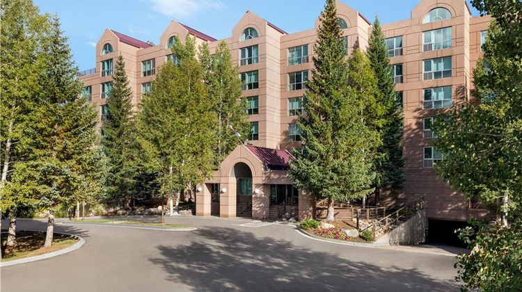 Hyatt Place Keystone Exterior