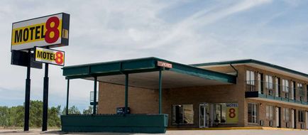 Motel 8 Exterior