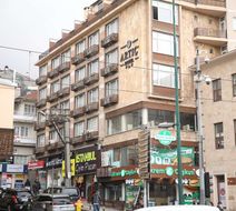 Artic Hotel Exterior