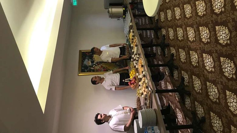 <b>Artic Hotel Meeting</b>. Images powered by <a href="https://iceportal.shijigroup.com/" title="IcePortal" target="_blank">IcePortal</a>.