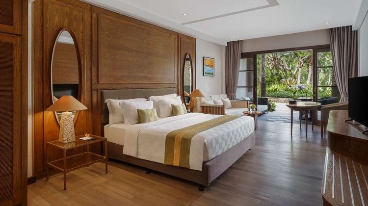Royal Tulip Springhill Resort Jimbaran Room