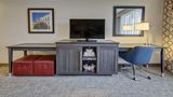 <b>Hampton Inn & Suites Franklin Room</b>. Images powered by <a href="https://iceportal.shijigroup.com/" title="IcePortal" target="_blank">IcePortal</a>.
