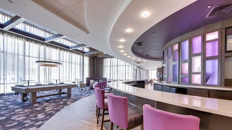 <b>Hampton Inn & Suites Fort Worth Downtown Lobby</b>. Images powered by <a href="https://iceportal.shijigroup.com/" title="IcePortal" target="_blank">IcePortal</a>.