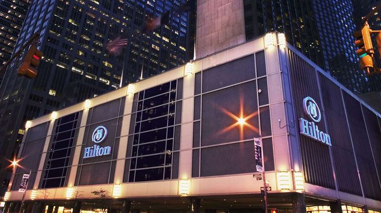 Hilton Club The Residences New York Exterior. Images powered by <a href="https://iceportal.shijigroup.com" target="_blank" rel="noopener">Ice Portal</a>.