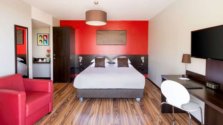 <b>Best Western Park Hotel Geneve-Thoiry Suite</b>. Images powered by <a href="https://iceportal.shijigroup.com/" title="IcePortal" target="_blank">IcePortal</a>.