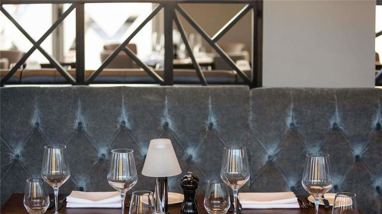 <b>Mercure Bridgwater Hotel Restaurant</b>. Images powered by <a href="https://iceportal.shijigroup.com/" title="IcePortal" target="_blank">IcePortal</a>.