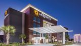 <b>La Quinta Inn & Suites Baton Rouge - Port Allen Exterior</b>. Images powered by <a href="https://iceportal.shijigroup.com/" title="IcePortal" target="_blank">IcePortal</a>.
