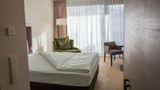 Suytes Business Studios Room