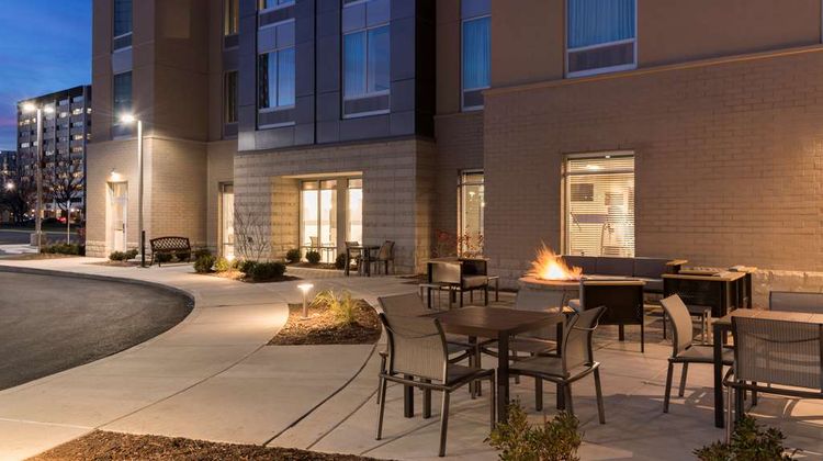 Hampton Inn/Suites Indianapolis-Keystone Exterior