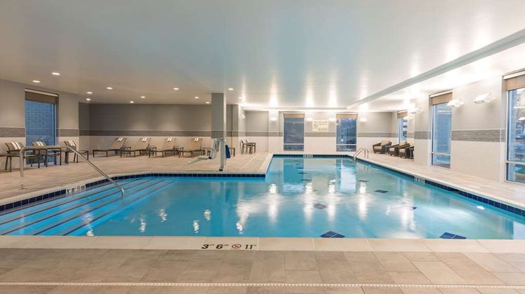 Hampton Inn/Suites Indianapolis-Keystone Pool