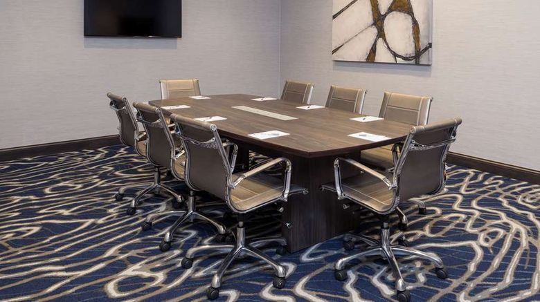 <b>Hampton Inn/Suites Indianapolis-Keystone Meeting</b>. Images powered by <a href="https://iceportal.shijigroup.com/" title="IcePortal" target="_blank">IcePortal</a>.