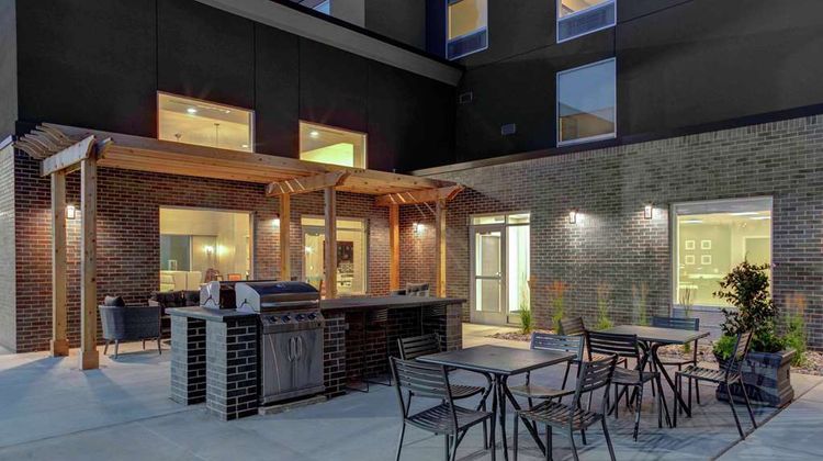 Homewood Suites Lansing/Eastwood Exterior