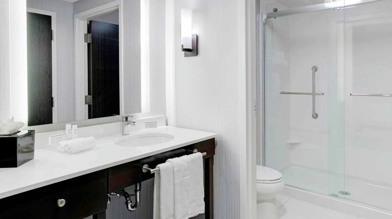 <b>Homewood Suites Lansing/Eastwood Room</b>. Images powered by <a href="https://iceportal.shijigroup.com/" title="IcePortal" target="_blank">IcePortal</a>.