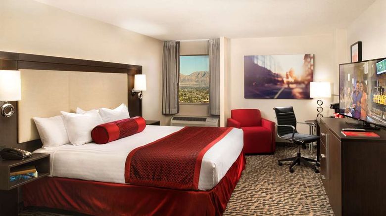 <b>The STRAT Hotel,Casino&Tower,BW Premier Room</b>. Images powered by <a href="https://iceportal.shijigroup.com/" title="IcePortal" target="_blank">IcePortal</a>.