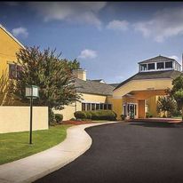 Baymont Inn & Suites