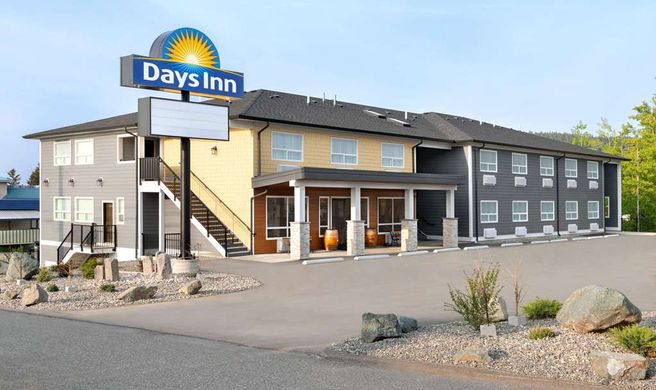Days Inn 100 Mile House Exterior