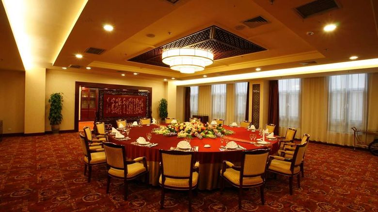 <b>Grand Metropark Hotel Shandong Restaurant</b>. Images powered by <a href="https://iceportal.shijigroup.com/" title="IcePortal" target="_blank">IcePortal</a>.