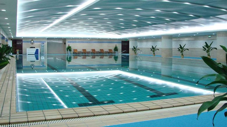 <b>Grand Metropark Hotel Shandong Pool</b>. Images powered by <a href="https://iceportal.shijigroup.com/" title="IcePortal" target="_blank">IcePortal</a>.