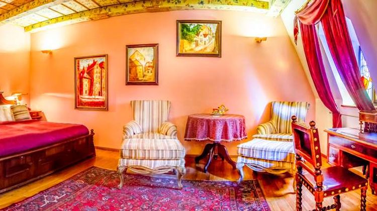 The King Charles Suite