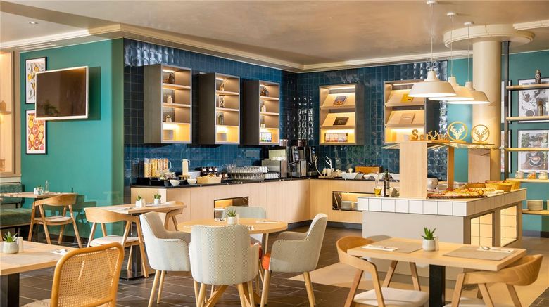 <b>Muenchen City Center Hotel, aff by Melia Restaurant</b>. Images powered by <a href="https://iceportal.shijigroup.com/" title="IcePortal" target="_blank">IcePortal</a>.