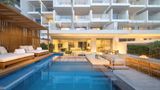 <b>FIVE Palm Jumeirah Pool</b>. Images powered by <a href="https://iceportal.shijigroup.com/" title="IcePortal" target="_blank">IcePortal</a>.