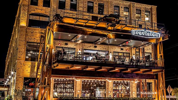 Ironworks Hotel Indy Exterior