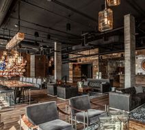 Ironworks Hotel Indy Lobby