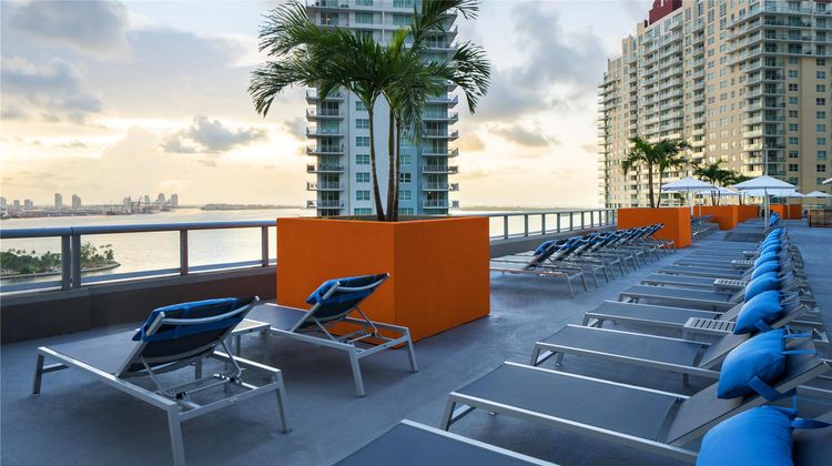 Hyatt Centric Brickell Miami Pool