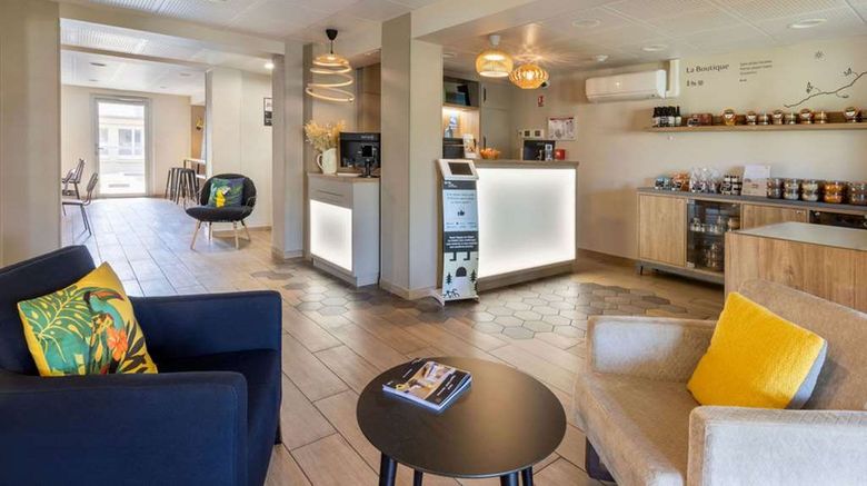 <b>Best Western La Porte des Chateaux Lobby</b>. Images powered by <a href="https://iceportal.shijigroup.com/" title="IcePortal" target="_blank">IcePortal</a>.