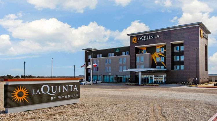 La Quinta Inn & Suites Sweetwater East Exterior