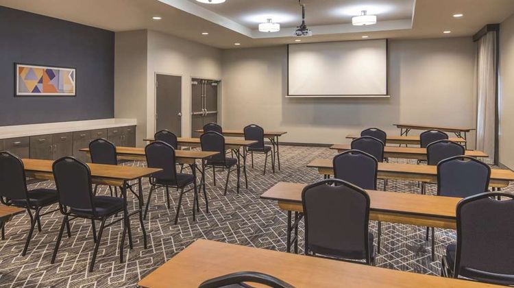 La Quinta Inn & Suites McDonough Meeting