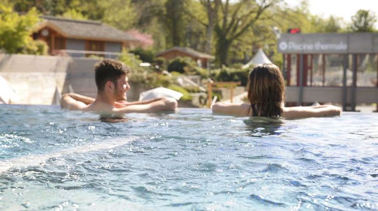 <b>Mondorf Parc Hotel Pool</b>. Images powered by <a href="https://iceportal.shijigroup.com/" title="IcePortal" target="_blank">IcePortal</a>.