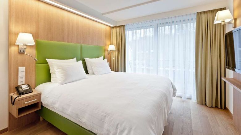 <b>Mondorf Parc Hotel Room</b>. Images powered by <a href="https://iceportal.shijigroup.com/" title="IcePortal" target="_blank">IcePortal</a>.