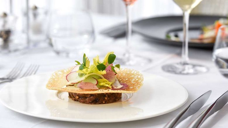 <b>Mondorf Parc Hotel Restaurant</b>. Images powered by <a href="https://iceportal.shijigroup.com/" title="IcePortal" target="_blank">IcePortal</a>.