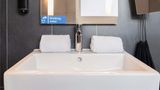 Ibis Styles Geneve Palexpo Aeroport Room