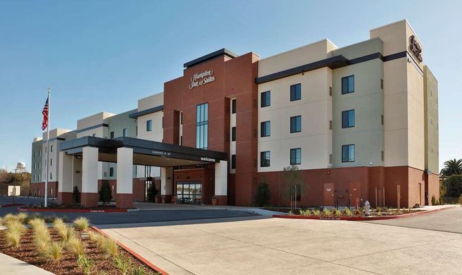 Hampton Inn & Suites Sacramento at CSUS Exterior