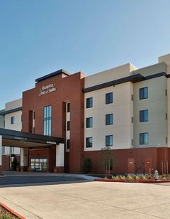 Hampton Inn & Suites Sacramento at CSUS