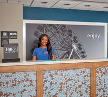 Hampton Inn & Suites Sacramento at CSUS Lobby