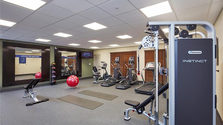 <b>Hampton Inn & Suites Sacramento at CSUS Health</b>. Images powered by <a href="https://iceportal.shijigroup.com/" title="IcePortal" target="_blank">IcePortal</a>.